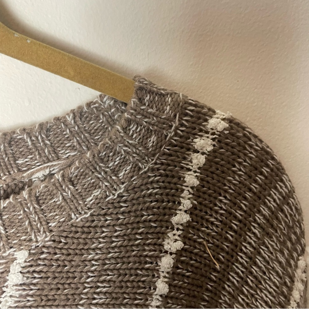 Style & Co Tan Fringe Sweater Size XL - Picture 4 of 6